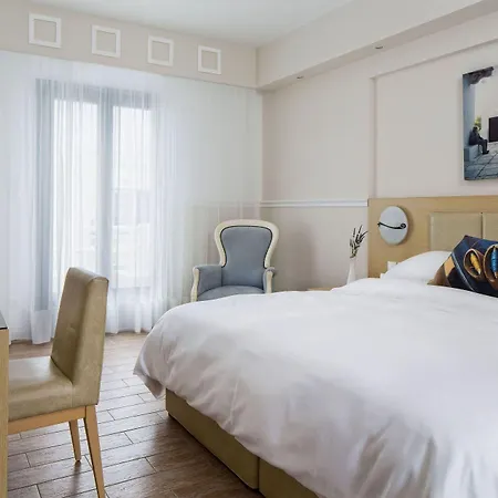 Lagos Mare 4* Agios Prokopios (Naxos)