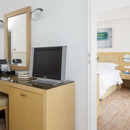 Lagos Mare Hotel 4*