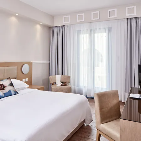 Lagos Mare 4* Agios Prokopios (Naxos)