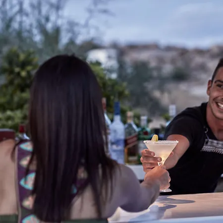 Lagos Mare 4* Agios Prokopios (Naxos)