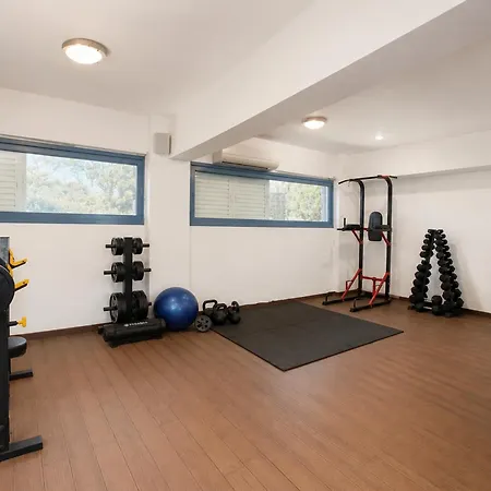 Lagos Mare Hotel 4*