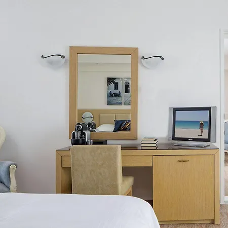 Hotel Lagos Mare 4*