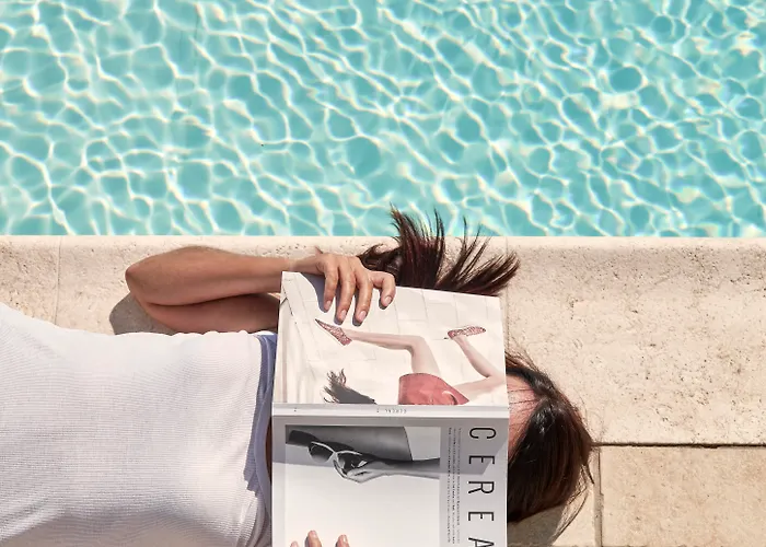 מלון Lagos Mare 4*