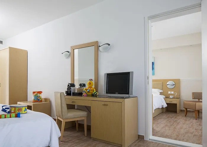 Lagos Mare מלון איוס פרוקופיוס