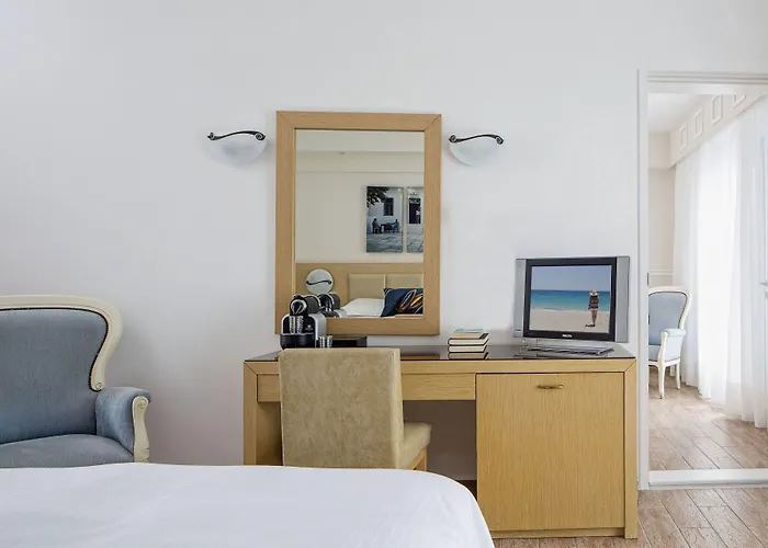 Lagos Mare 4* איוס פרוקופיוס