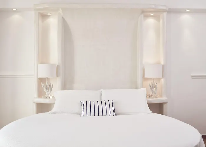 מלון Lagos Mare 4*