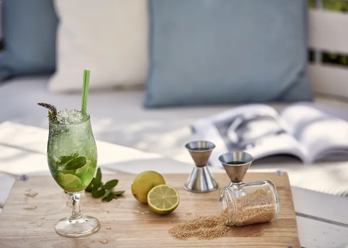 מלון Lagos Mare 4*