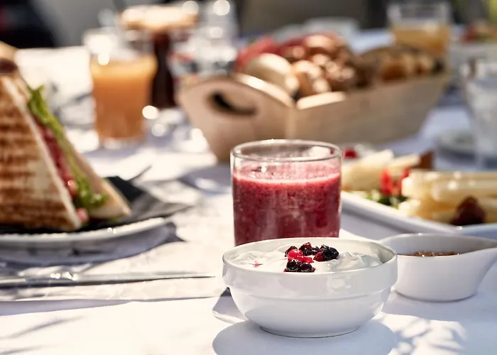 Lagos Mare 4* איוס פרוקופיוס